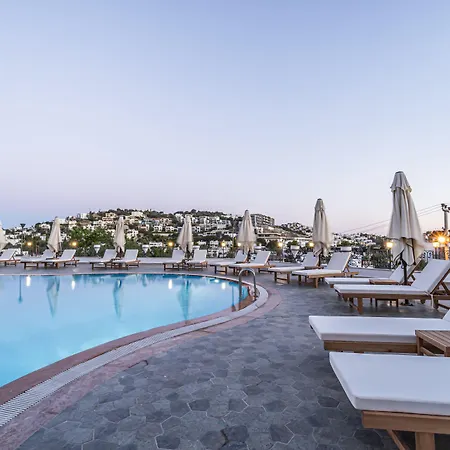 Elementa Boutique - Adults Only Hotel 3*