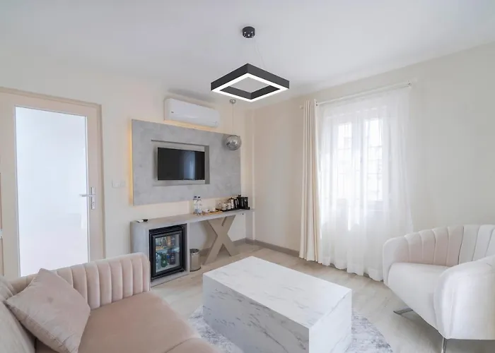 Elementa Boutique Hotel - Adults Friendly