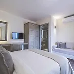 Elementa Boutique - Adults Friendly Hotel 3*