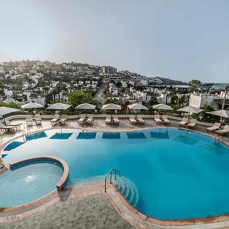 Elementa Boutique - Adults Only 3*