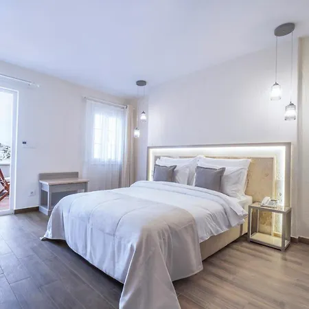 Elementa Boutique - Adults Friendly Hotel